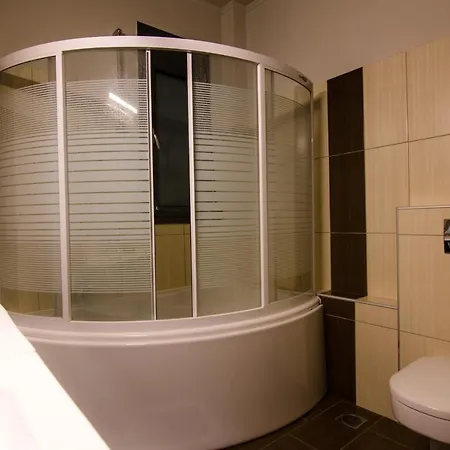 V Boutique מלון *